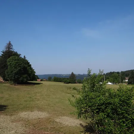 Individuel Avec Tv, Wifi Et Cuisine Equipee, Pres De Sentiers De Randonnee Et Stations De - Fr-1-589-472 *